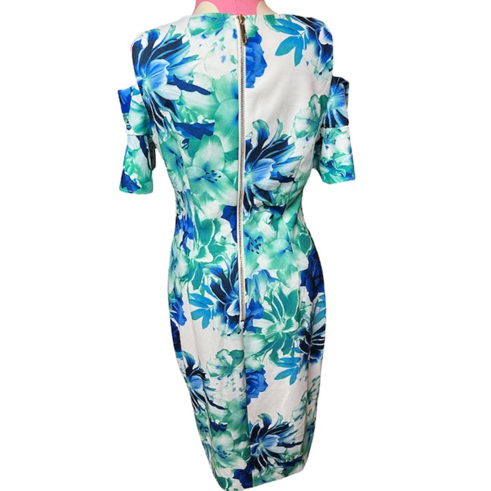 Calvin Klein Floral Cut Out Shoulder Dress Size 6! - Picture 2 of 5